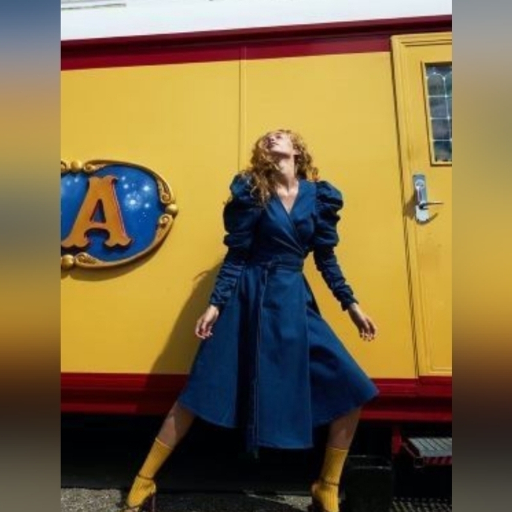 Crās Enyacras Puff Sleeve Midi Dress